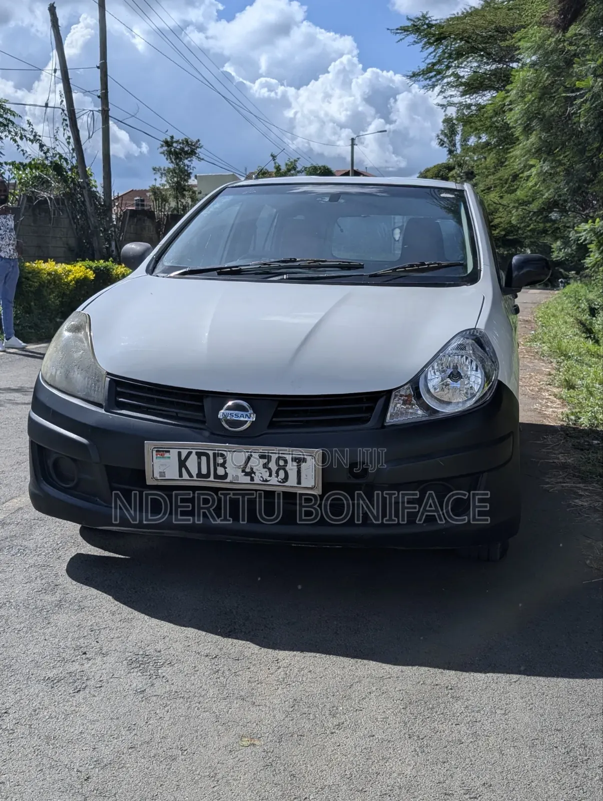 Nissan Advan 2014 White