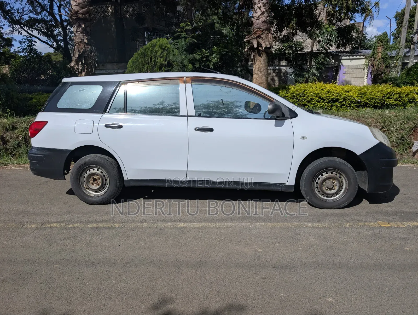 Nissan Advan 2014 White