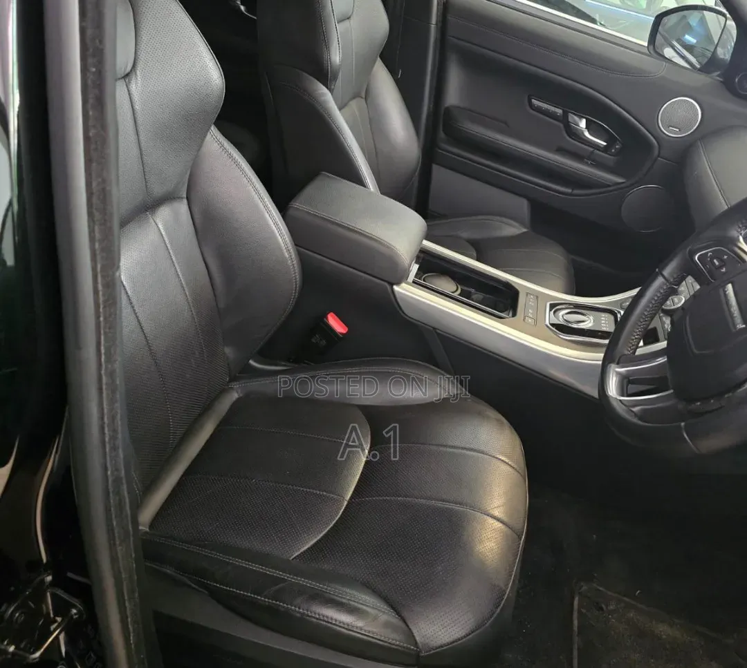 Land Rover Range Rover Evoque 2019 Matt Black
