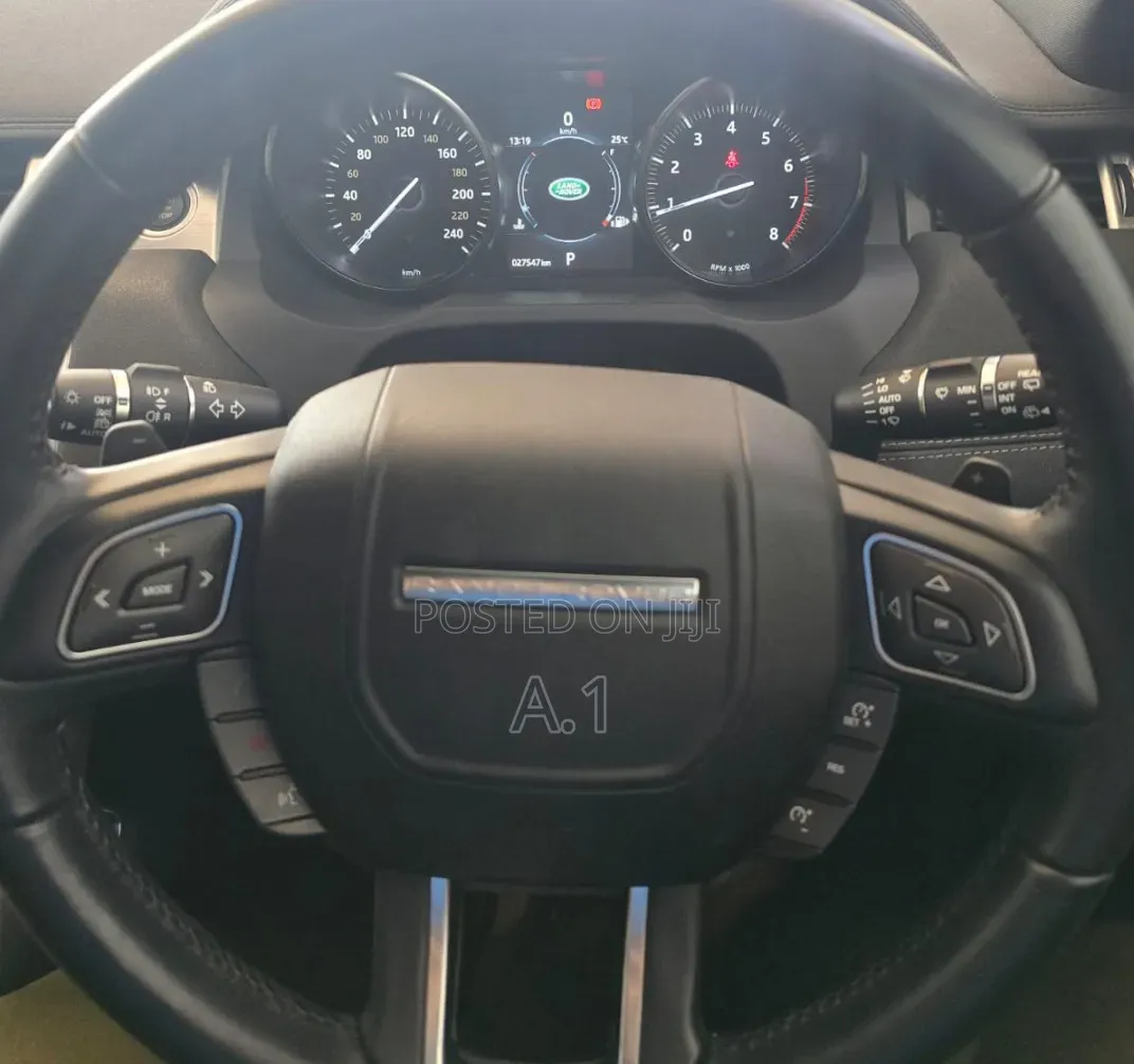 Land Rover Range Rover Evoque 2019 Matt Black