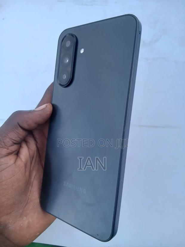 New Samsung Galaxy A17 128 GB - thumbnail 6