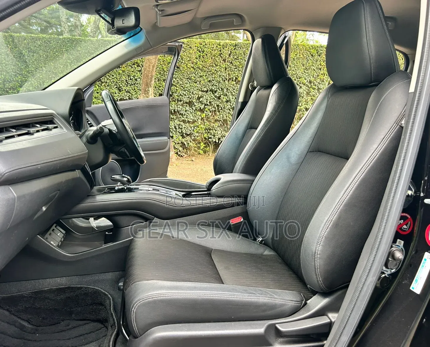 Honda Vezel 1.5 Hybrid 2WD 2019 Black