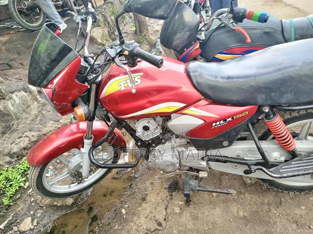 TVS HLX 125 2023 Red - thumbnail 5