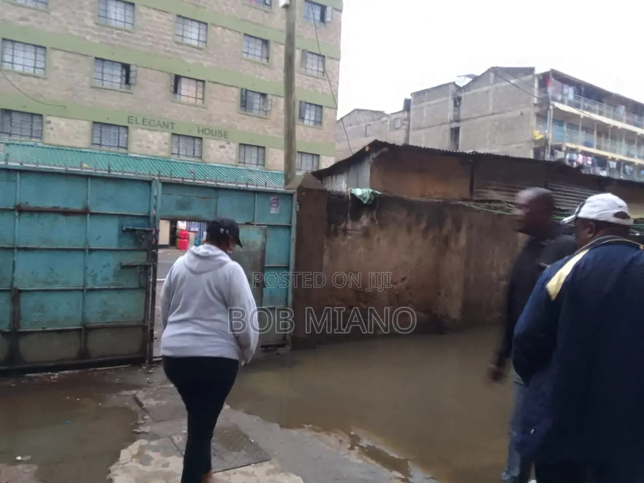 Land/Building for Sale