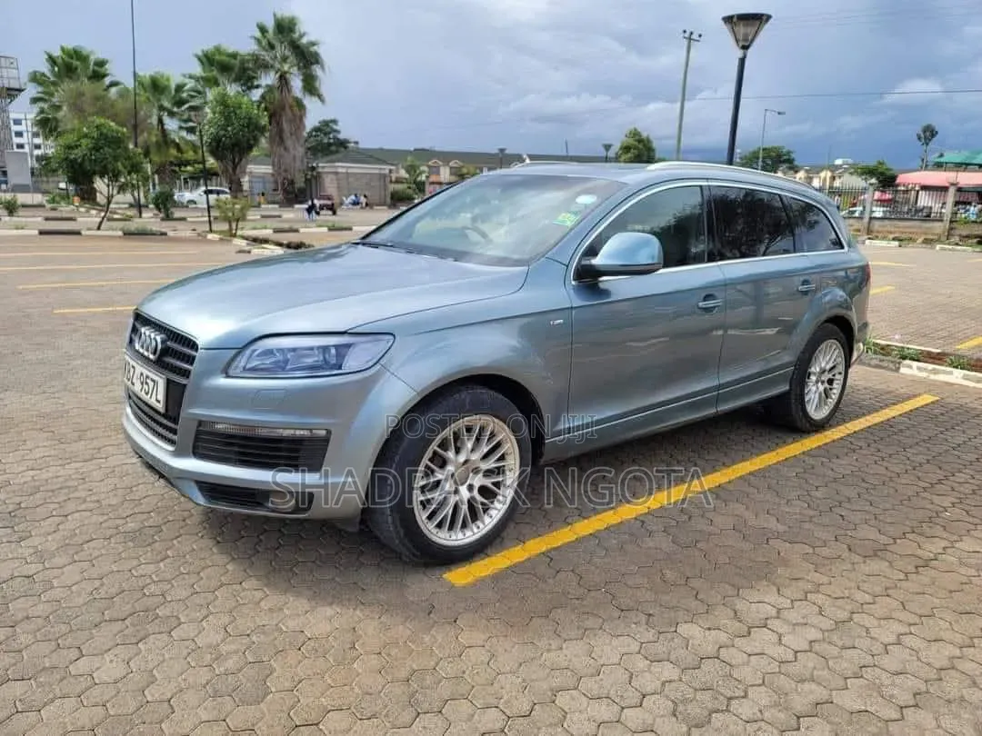 Audi Q7 2008 Gray