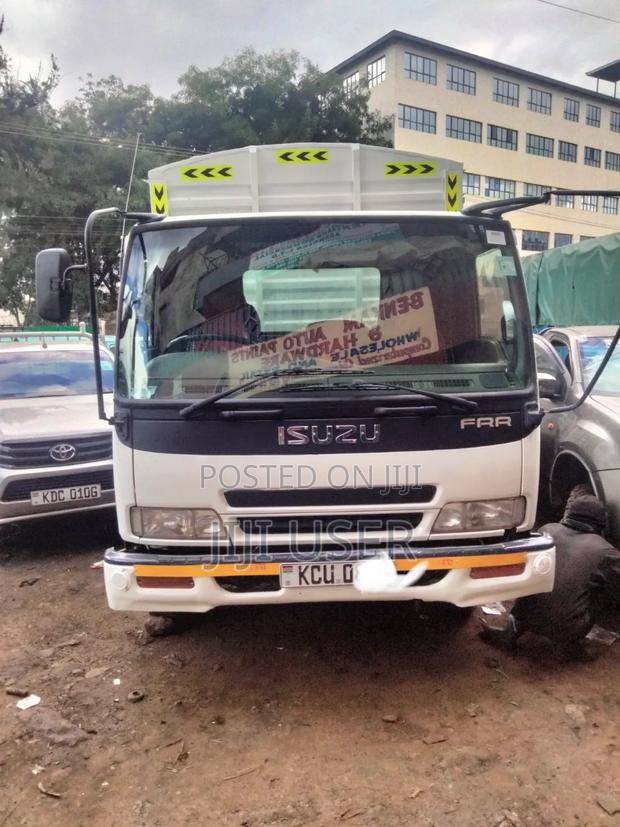 Well Maintained Isuzu FRR - thumbnail 4