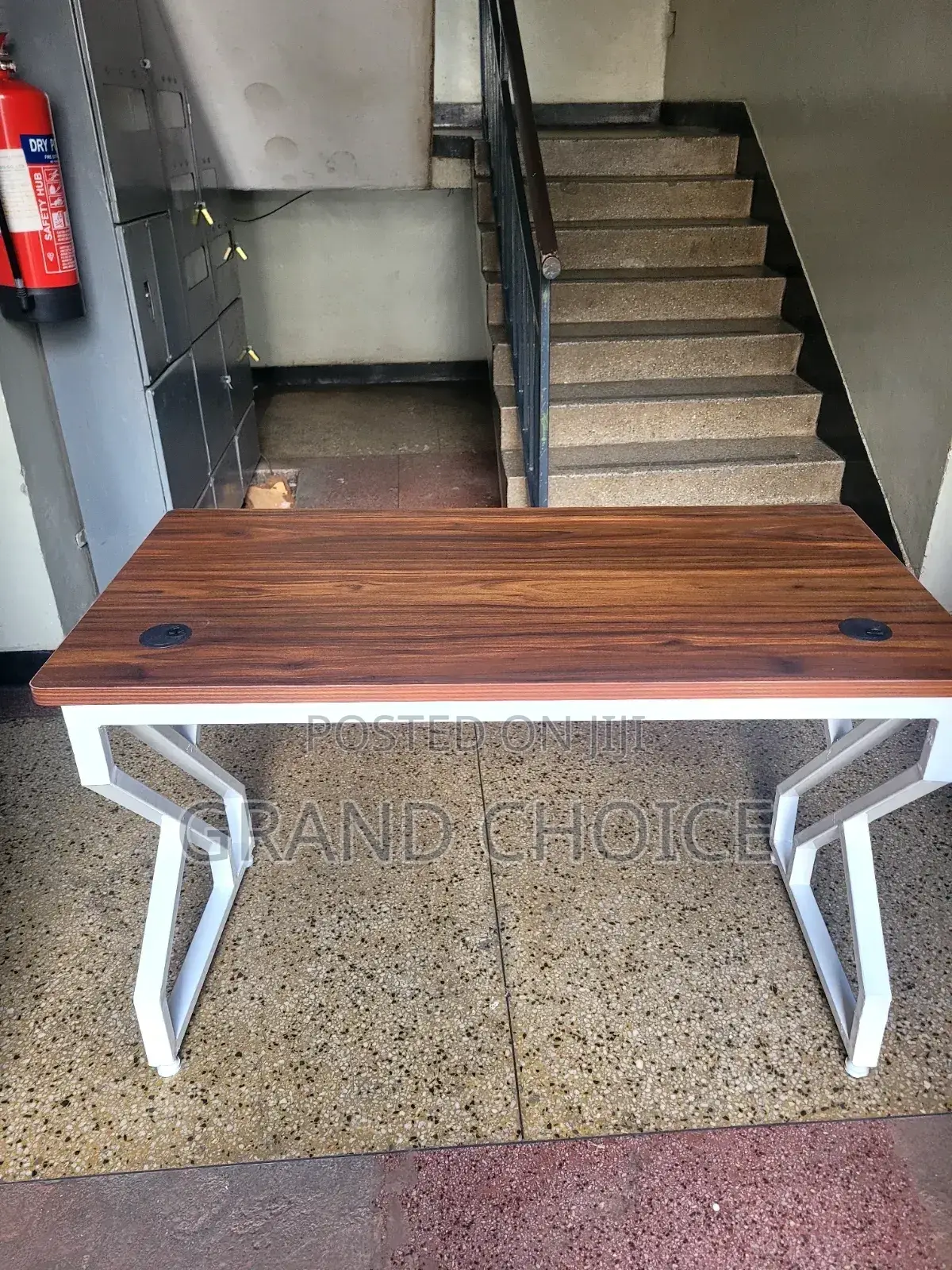 Modern Office Working Tables