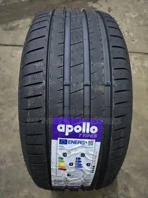 245 /45 R17 Apollo Tyres (India)