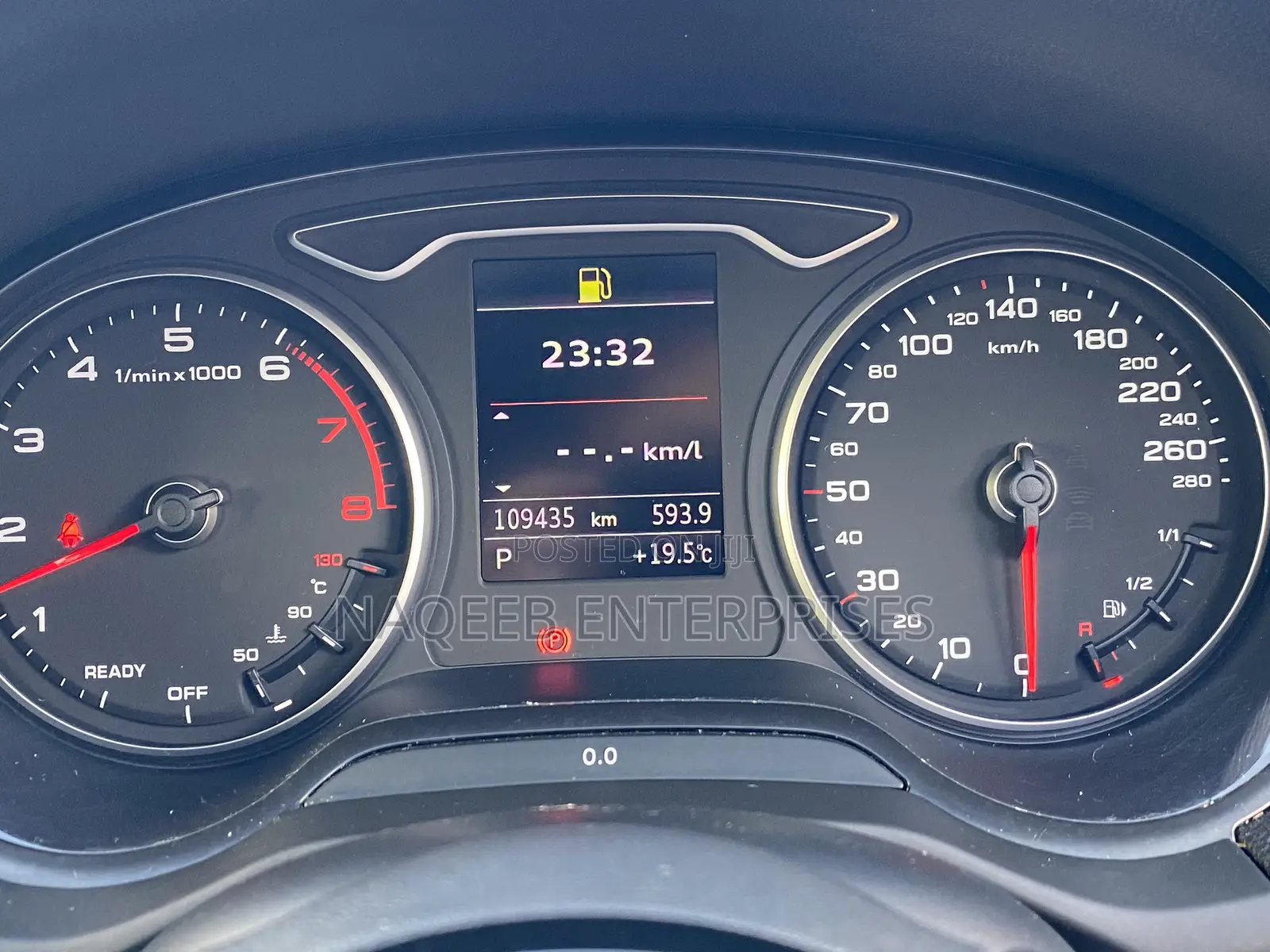 Audi Q2 1.0 TFSI FWD 2019 Red