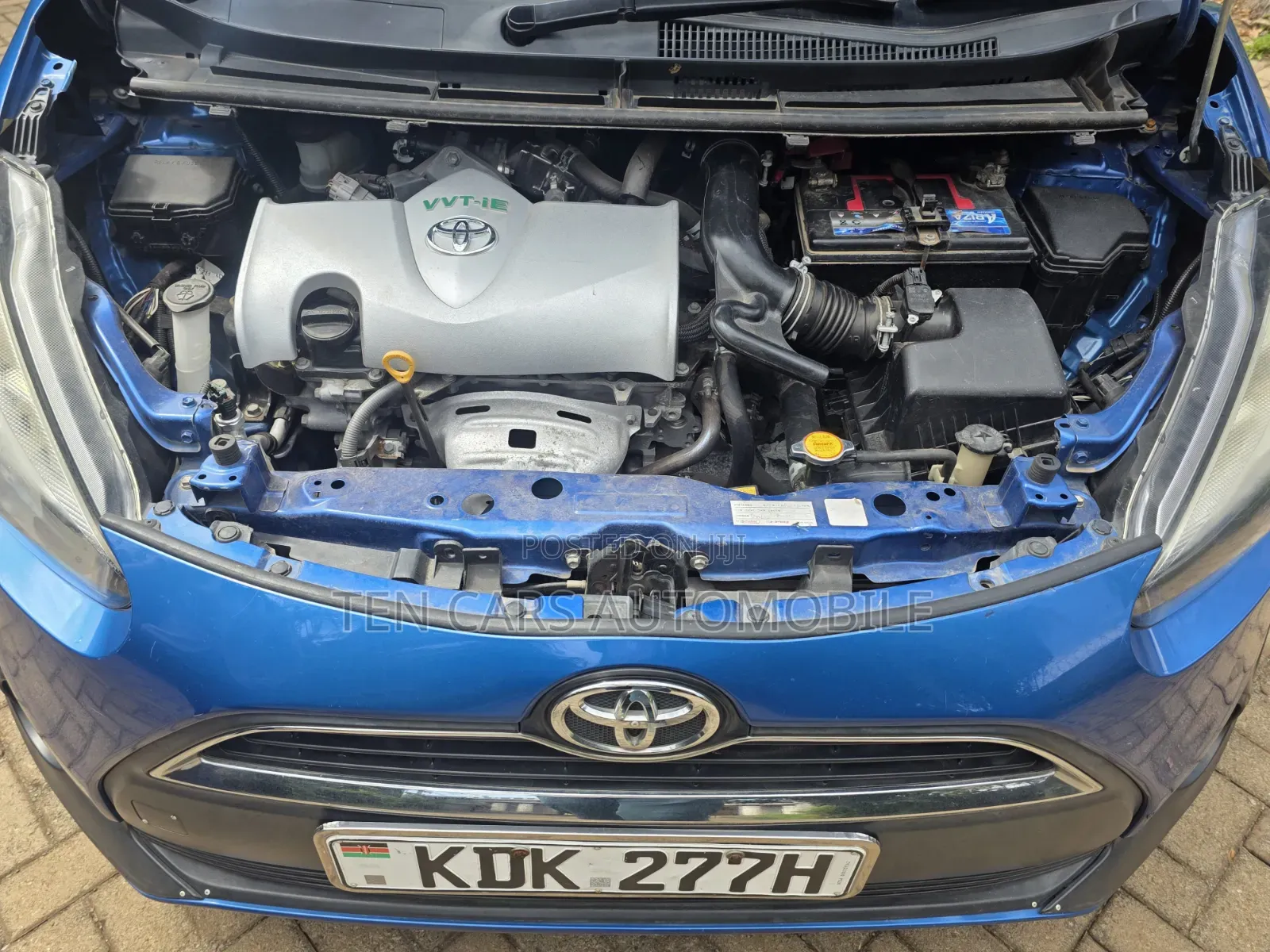 Toyota Sienta 2015 Blue