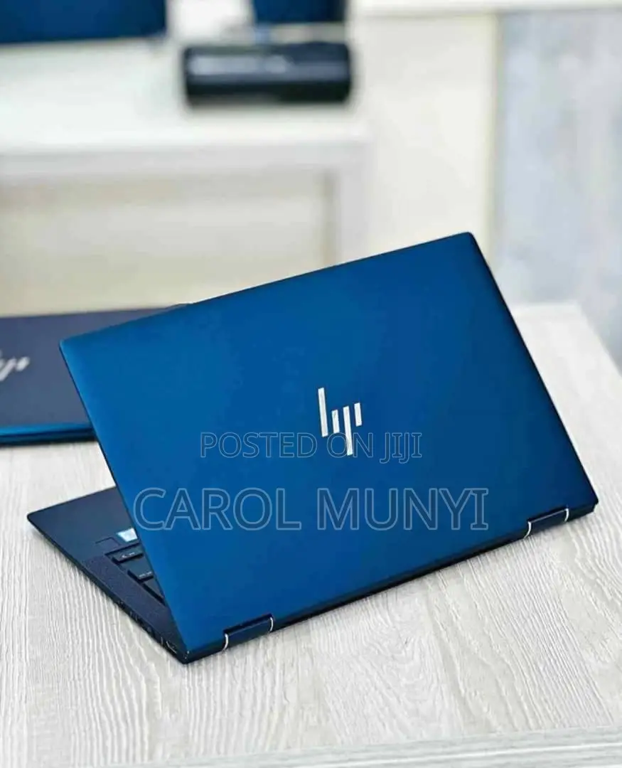 New Laptop HP Dragonfly G2 16GB Intel Core i5 SSD 256GB