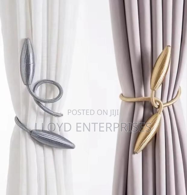 Strong Curtains Tiebacks