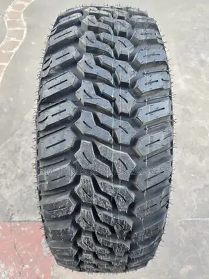 275 /70 R18 Maxtrek Tyres (Mud Terrein)