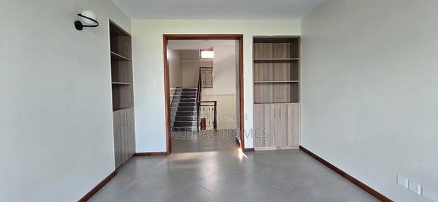 5bdrm House in Kamakis for rent - thumbnail 7