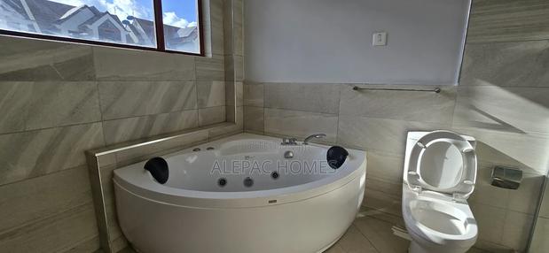5bdrm House in Kamakis for rent - thumbnail 11