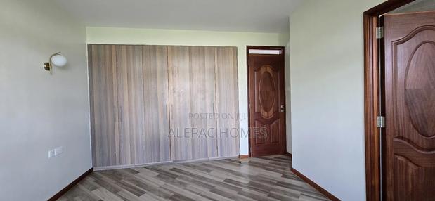 5bdrm House in Kamakis for rent - thumbnail 16