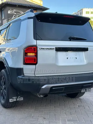 Toyota Land Cruiser Prado 2.7 2024 White