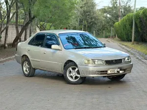 Toyota Corolla Sedan Automatic 2004 Gold