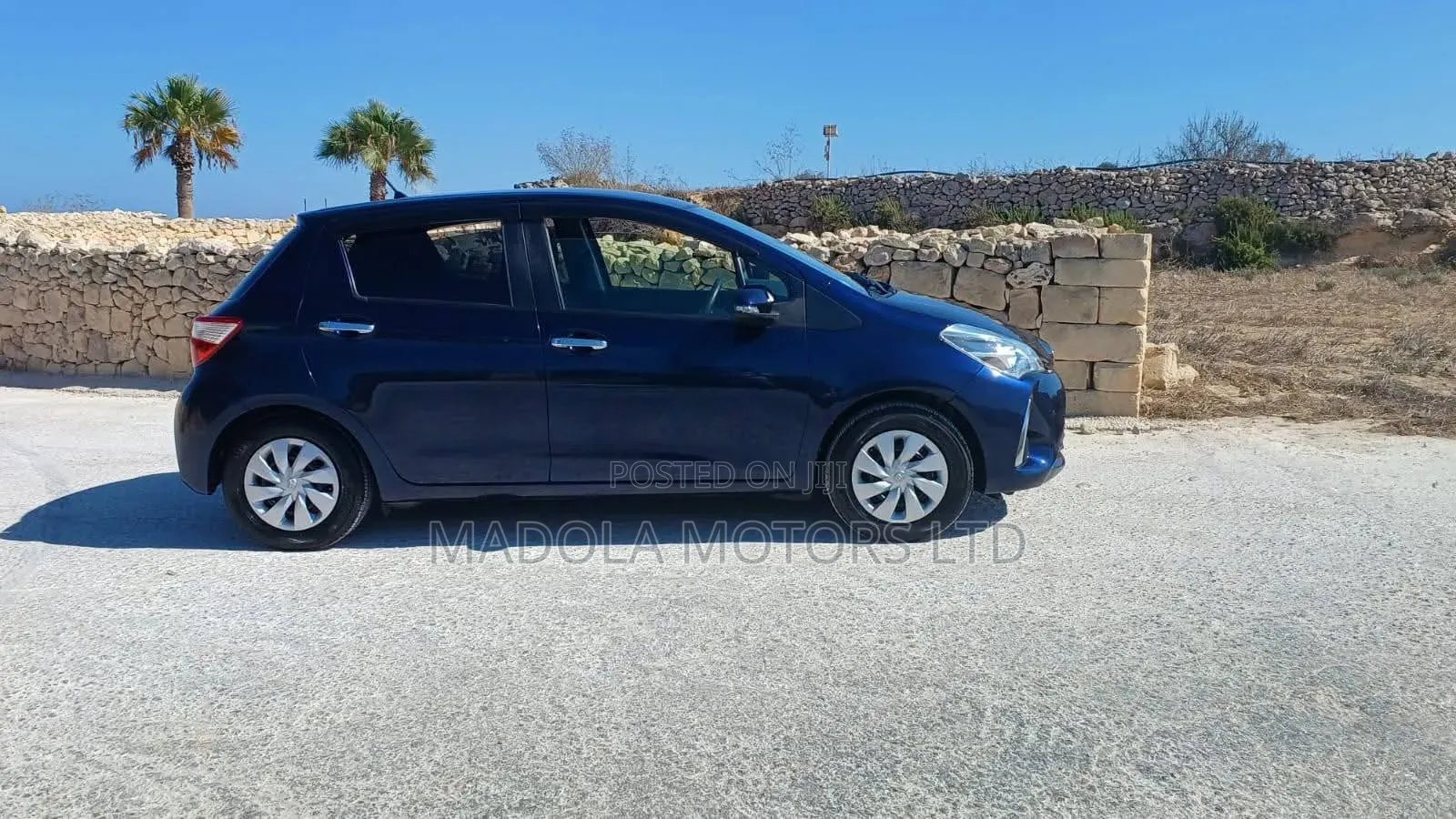 Toyota Vitz 1.3 AWD 5dr 2019 Blue