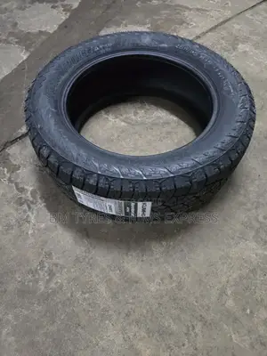 255/55 R19 Khumo Tyres (All Terrein) Korea.