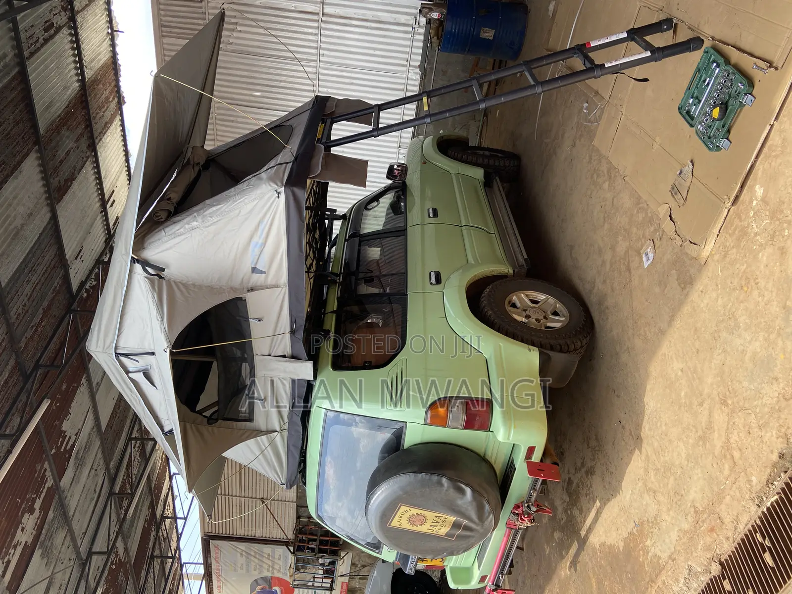 Rooftop Tents