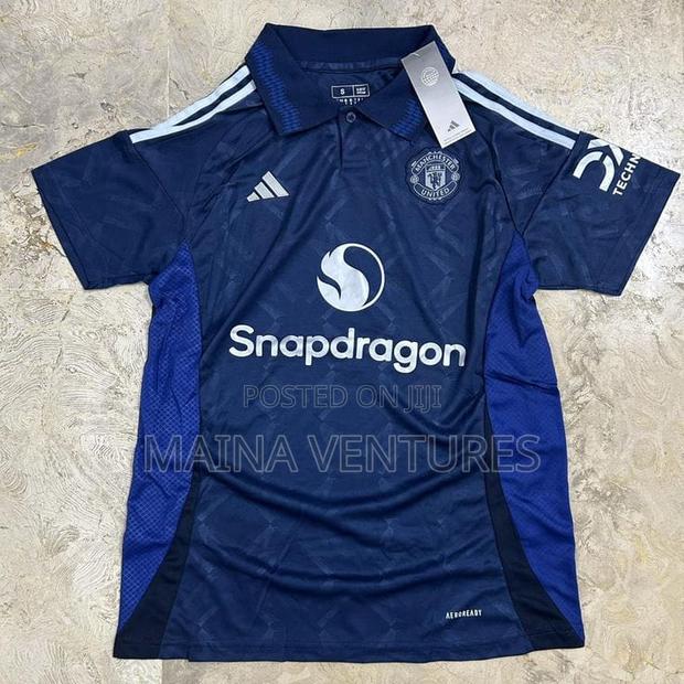 Manchester United Away Jersey for the 2024/2025 Season - thumbnail 2