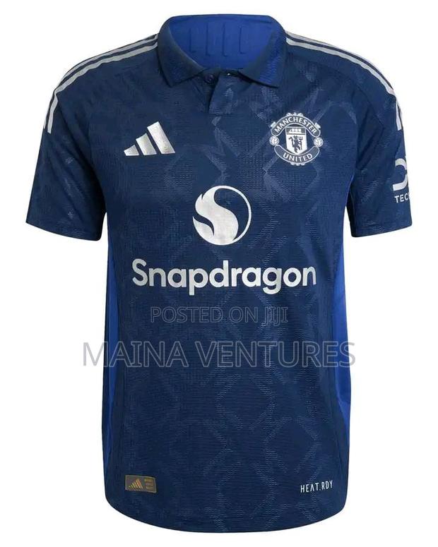 Manchester United Away Jersey for the 2024/2025 Season - thumbnail 3