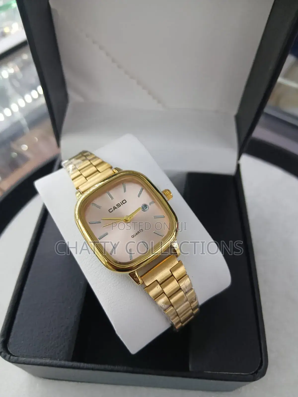 Gold White Unisex Square Casio Wrist Watches With Calendar