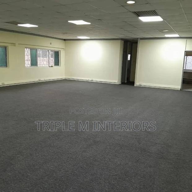 Edge-to-Edge Carpet Flooring for Complete Interior Coverage - main view