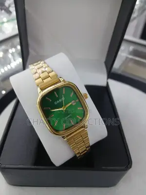 Gold Green Unisex Square Casio Wrist Watches With Calendar