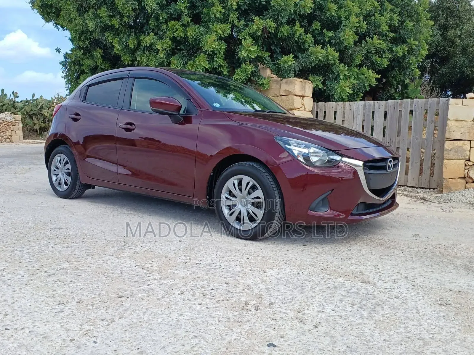 Mazda Demio 2018 Maroon