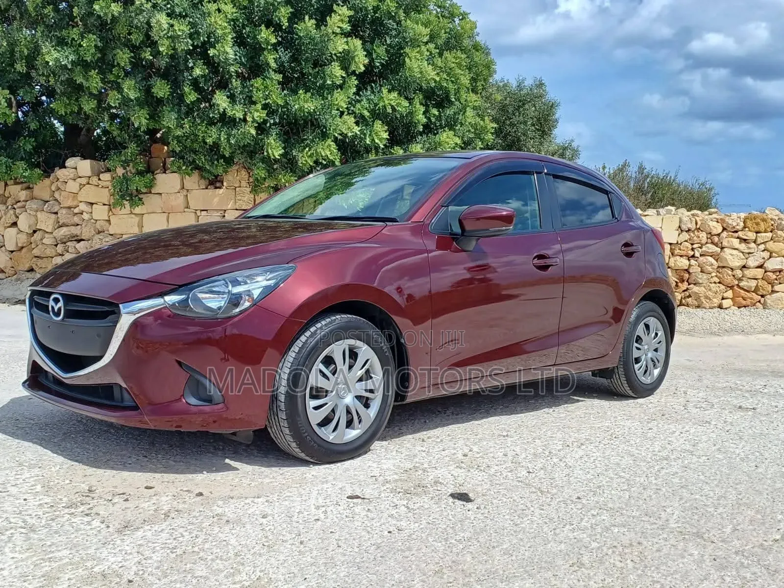 Mazda Demio 2018 Maroon