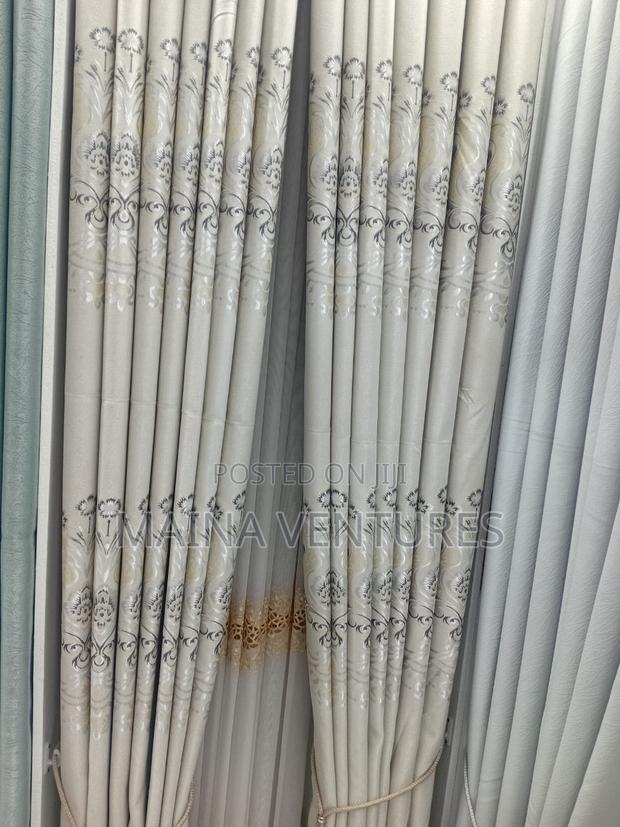 Premium Decorative Curtains - thumbnail 3