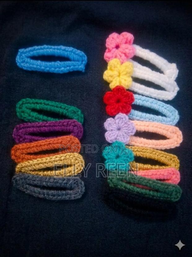Hair Clips - thumbnail 2