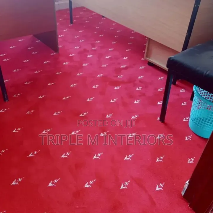 Smart Office Flooring Carpet With Red Design Elements