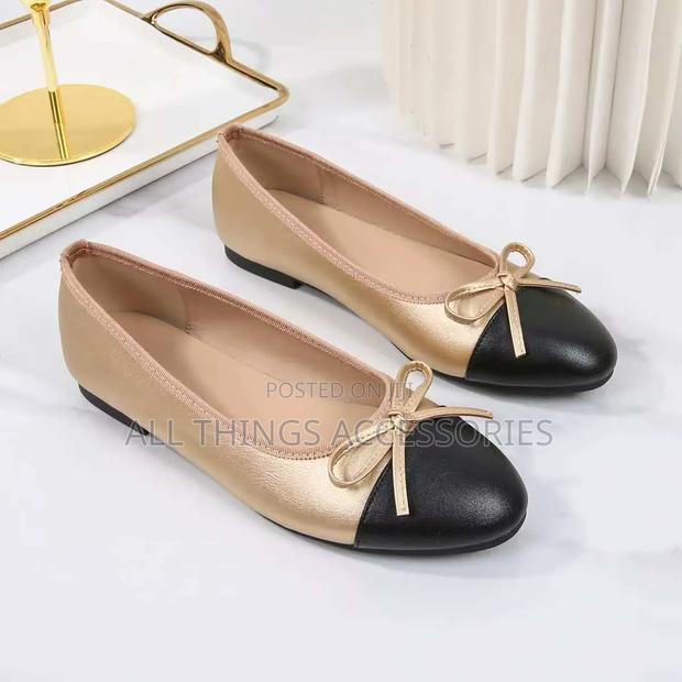Ladies Shoes - thumbnail 3