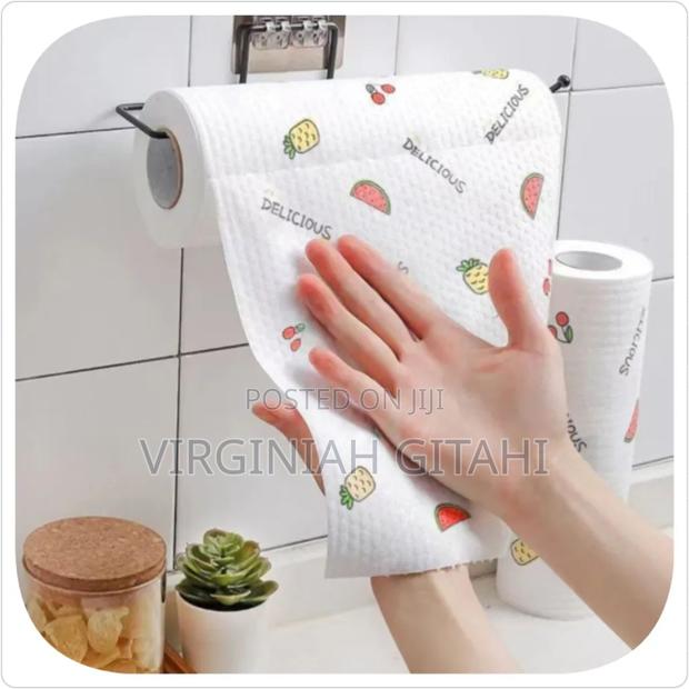 Reusable 20cmx20cmx40pcs in a 8m Long Kitchen Towel Wiping Paper Roll