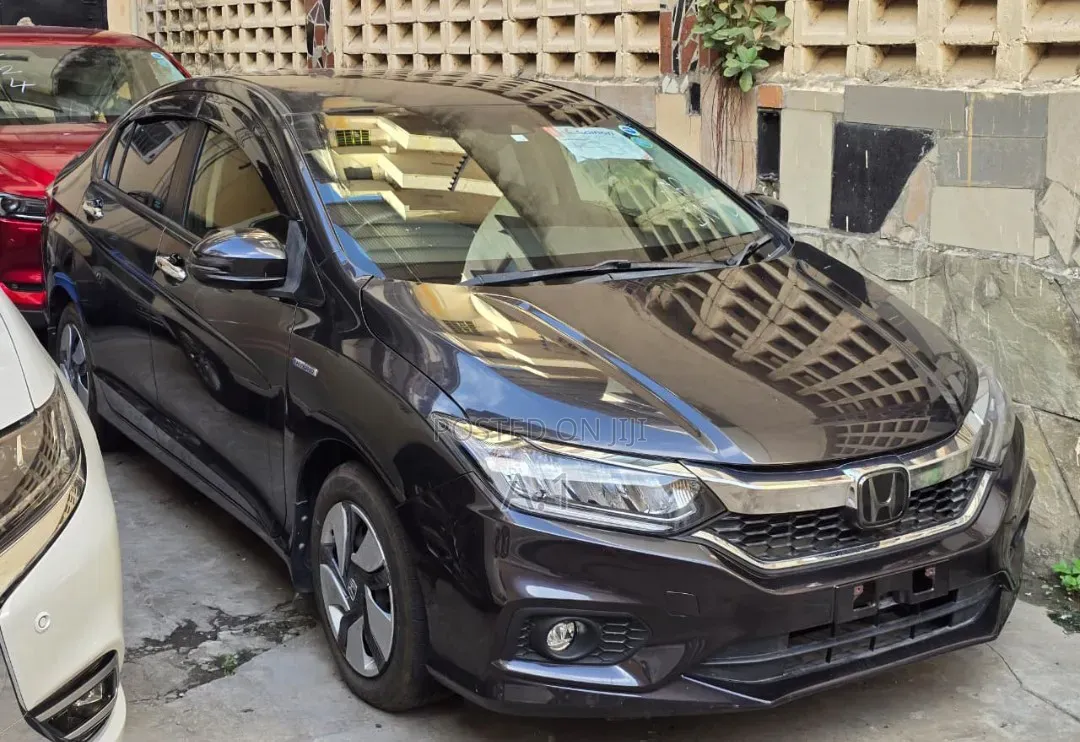 Honda Grace 1.5 Hybrid FWD 2019 Black