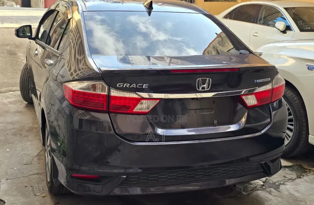 Honda Grace 1.5 Hybrid FWD 2019 Black