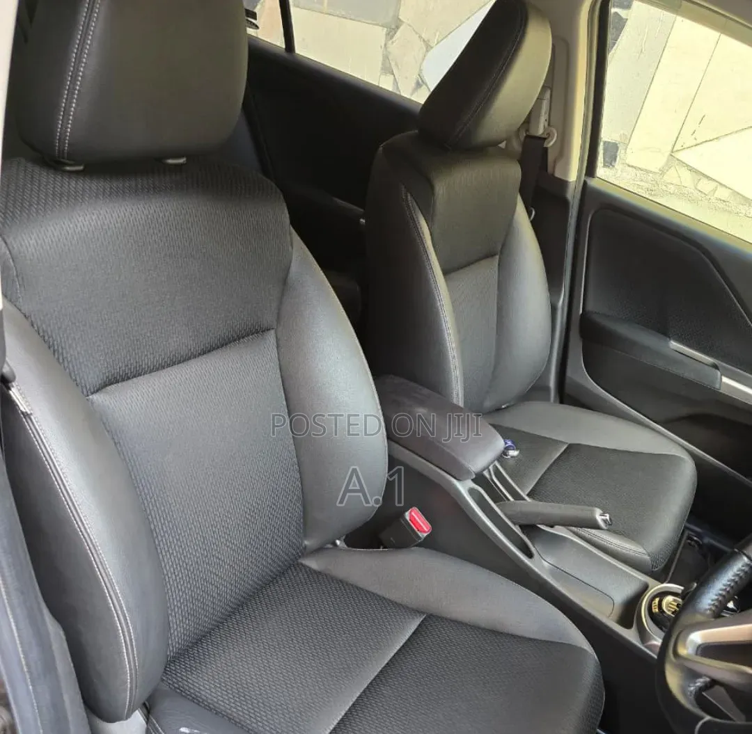 Honda Grace 1.5 Hybrid FWD 2019 Black