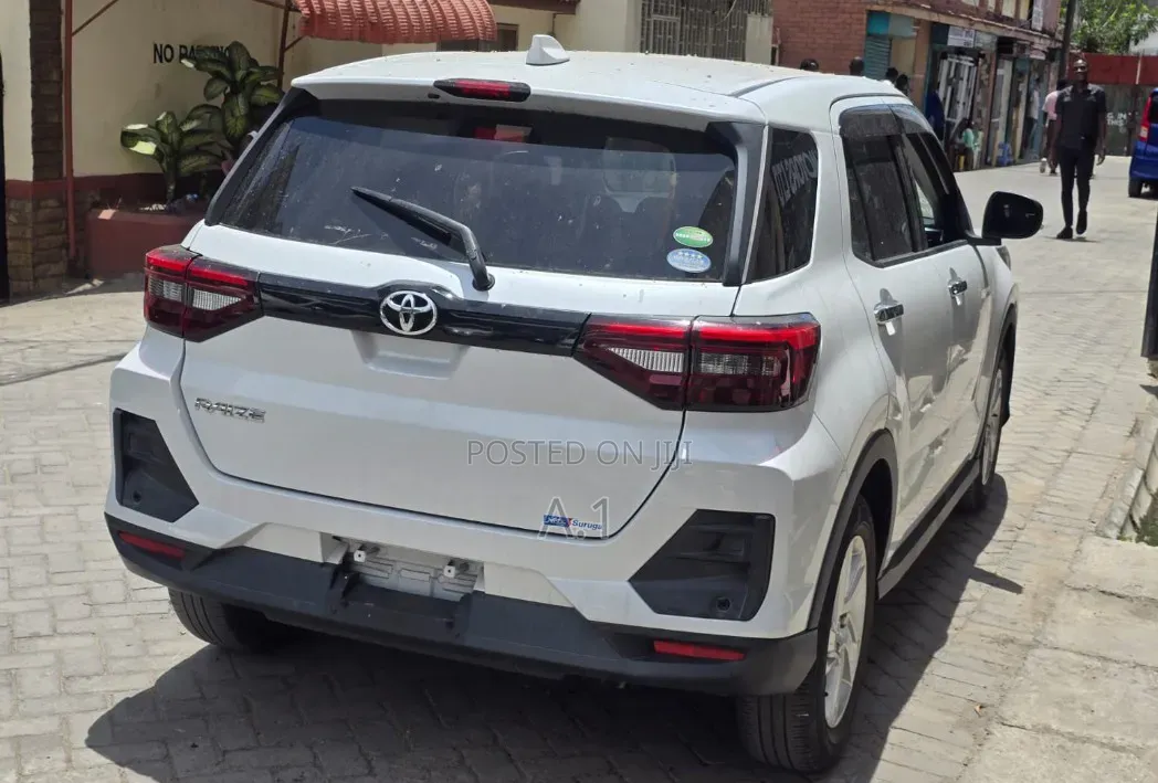 Toyota Raize 1.0 FWD 2019 Pearl