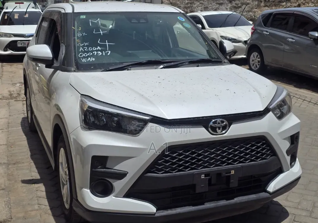 Toyota Raize 1.0 FWD 2019 Pearl