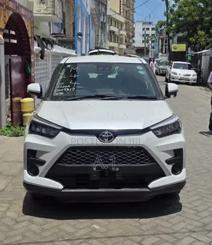Toyota Raize 1.0 FWD 2019 Pearl