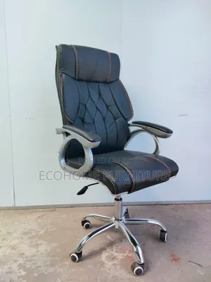 Majesta High-Back Chair