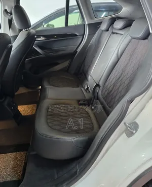 BMW X1 xDrive28i AWD 2019 Pearl