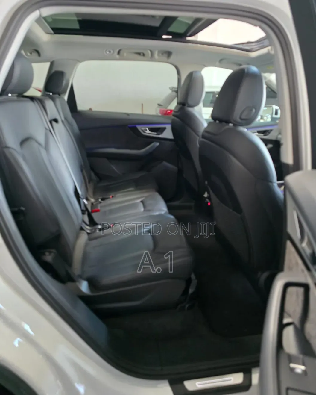 Audi Q7 55 SE Premium AWD quattro 2019 White