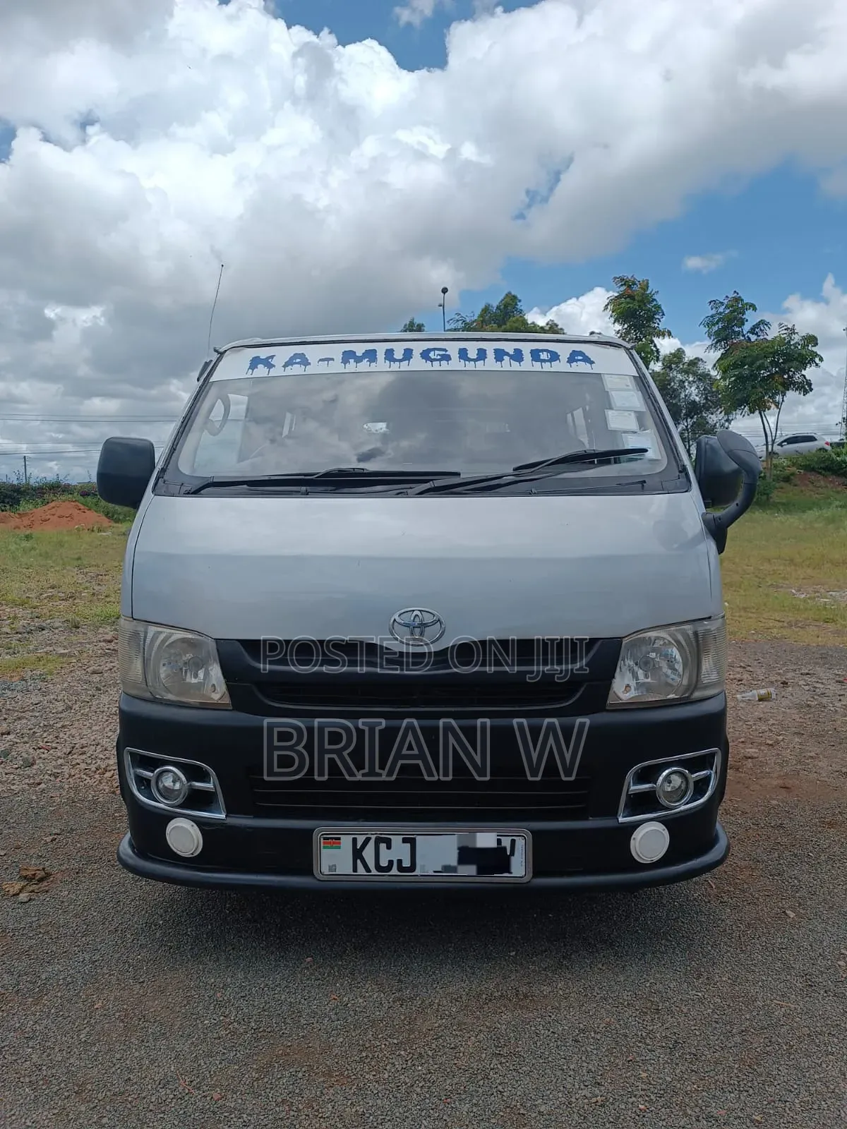Toyota HiAce 2009 White