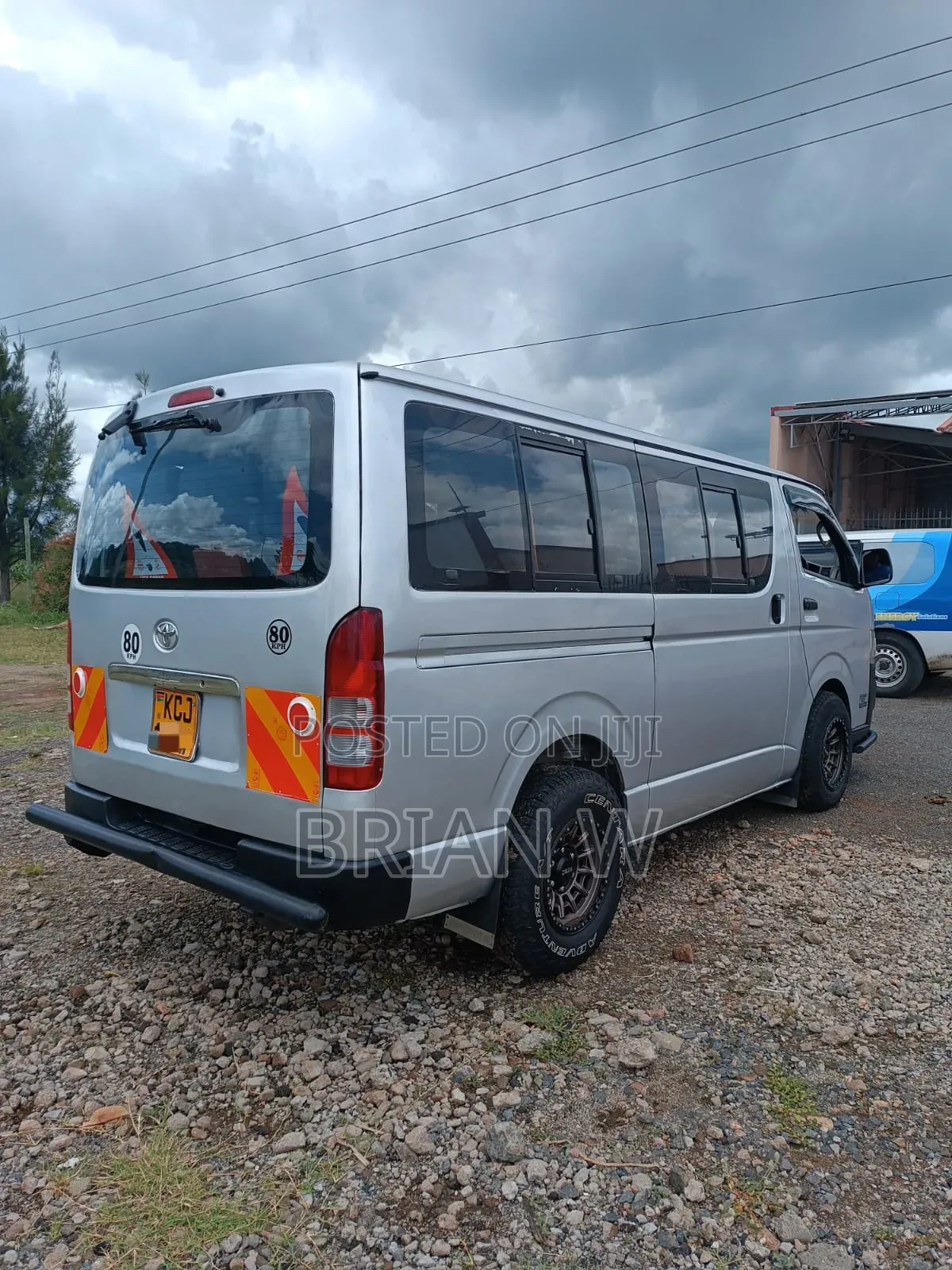 Toyota HiAce 2009 White