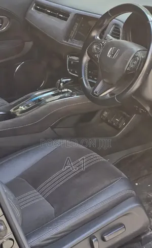Honda Vezel 1.5 Hybrid 2WD 2019 Matt Black