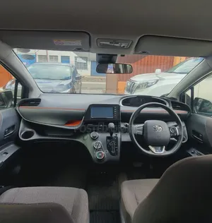 Toyota Sienta 1.5 FWD 2020 Black